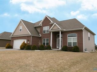 3226 Sterlingwood, Perrysburg, OH 43551
