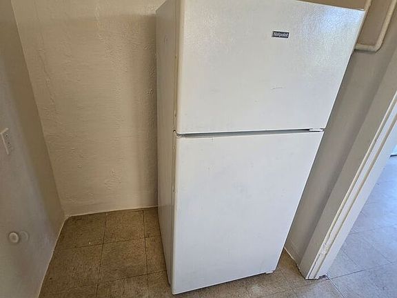 5th image of 2245 S 6th Ave #18