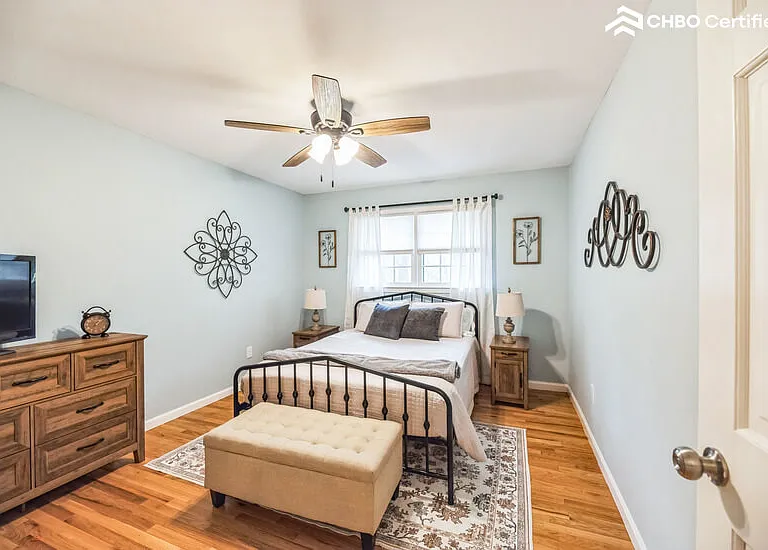 1710 Folly Rd — Photo 25