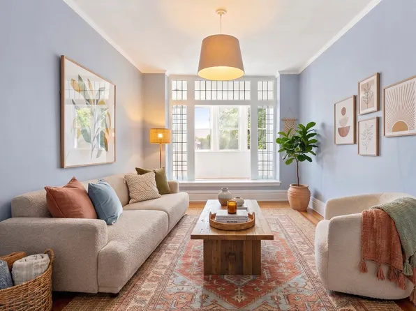 1605 11th Avenue image 1 of 5