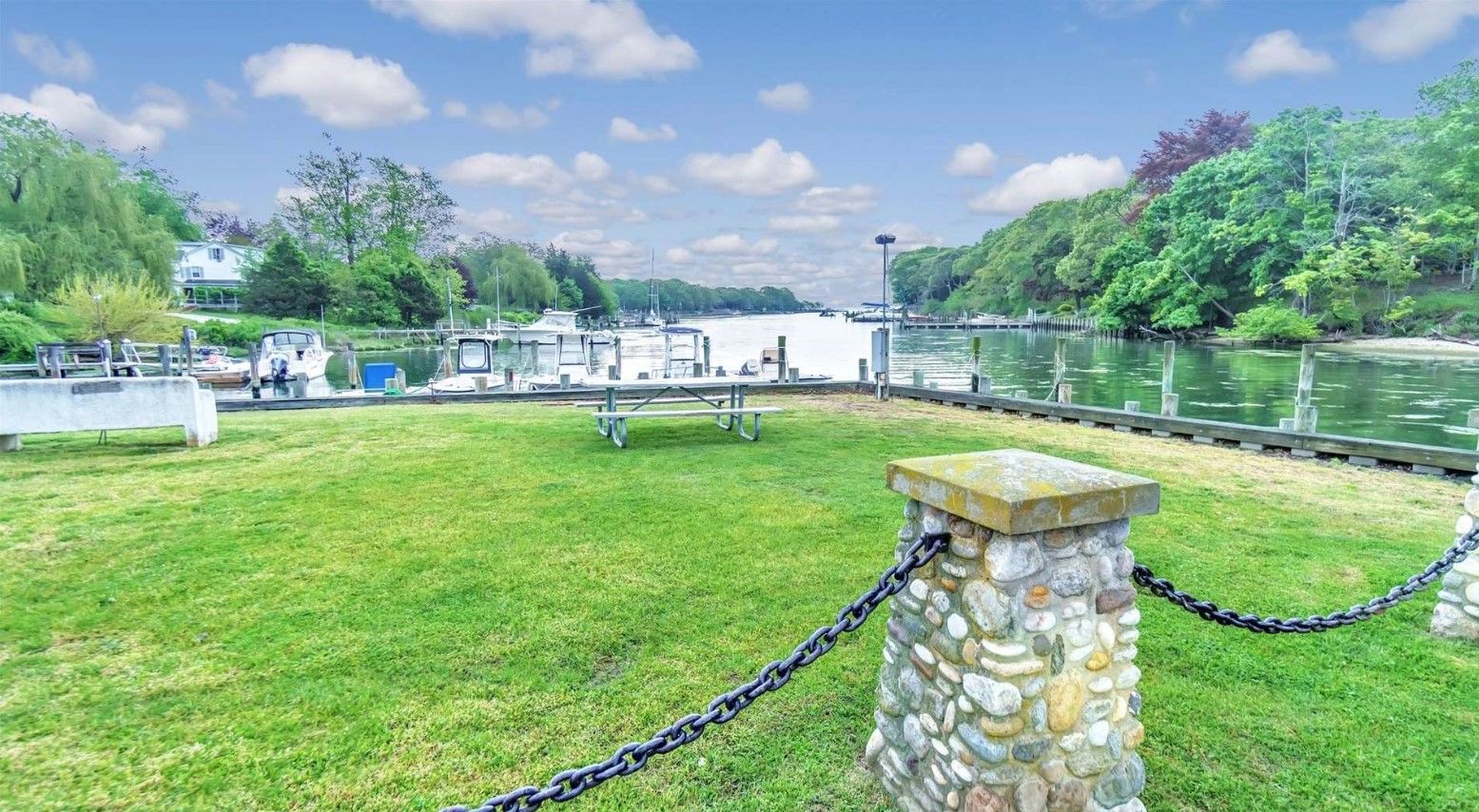 70 Mechanic St, Southold, NY 11971 Out East