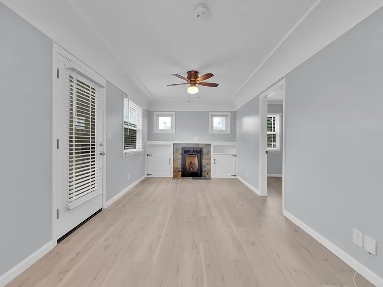 4587 Campus Ave — Photo 6