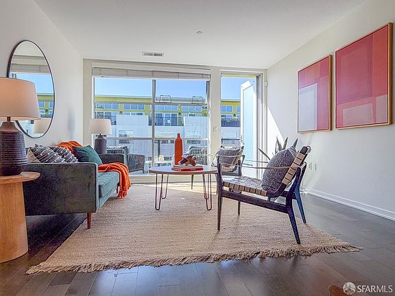 4th image of 989 20th St Unit 567
