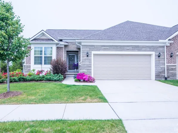 558 Ivyland St, Ann Arbor, MI 48108