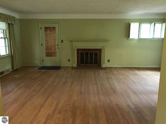5th image of 1522 Peninsula Dr