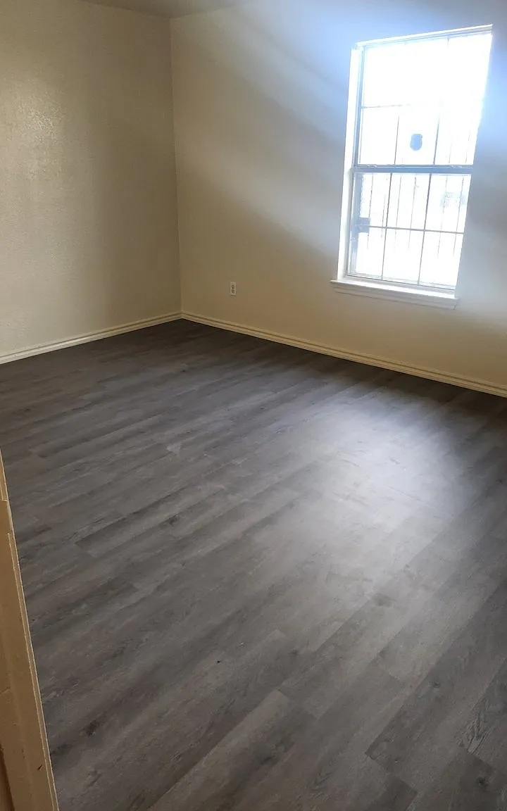 Modern Rental in Dallas | 1718 Hudspeth Ave | $2200/month — Photo 4