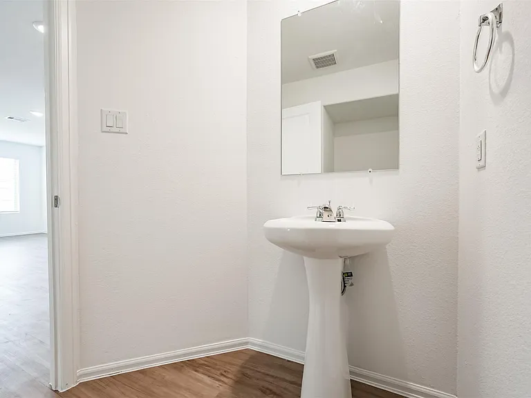 9123 Estes Lakes Dr — Photo 22