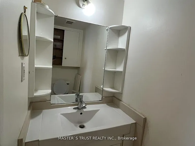 3420 Eglinton Ave E #903 — Photo 18