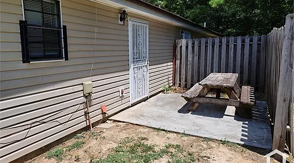 3 bed, 1400 sqft, $1,600 — Photo 4