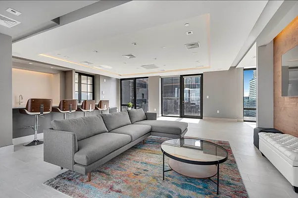 Rented by MOTION New York | media 16