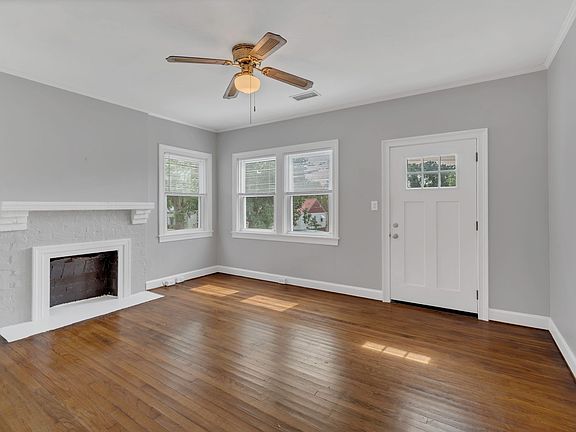 4th image of 1015 Dozier Pl