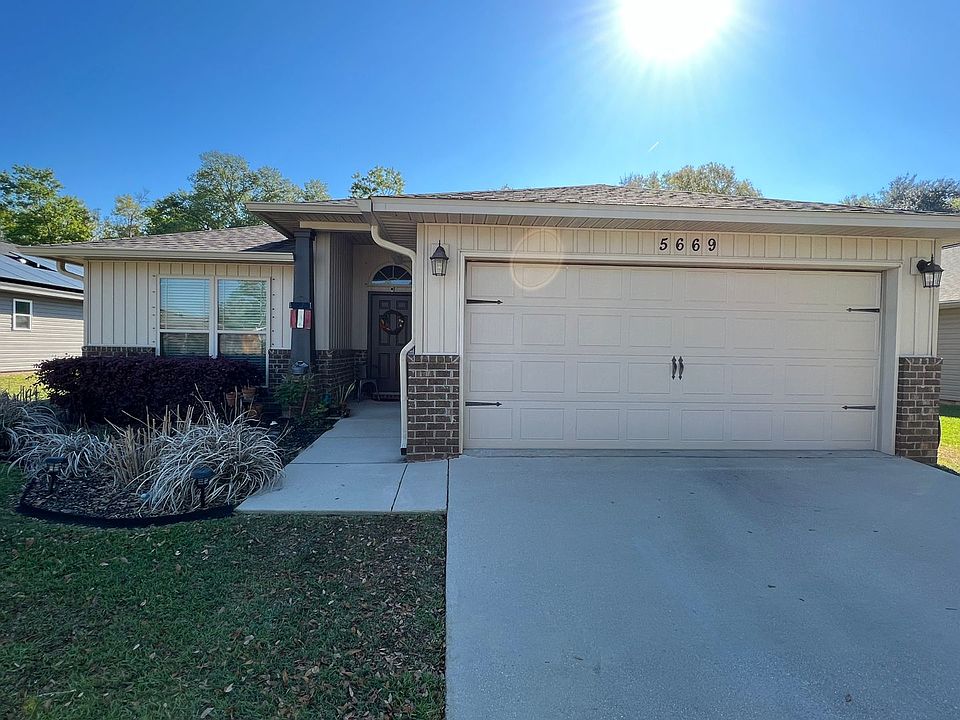 1st image of 5669 Peach Dr