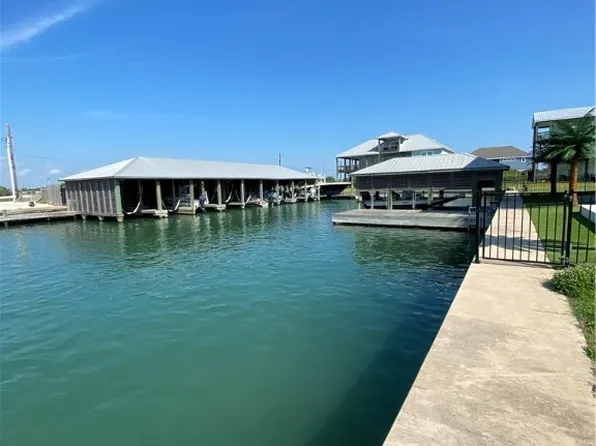 16 Koinonia Ct, Pt O Connor, TX 77982