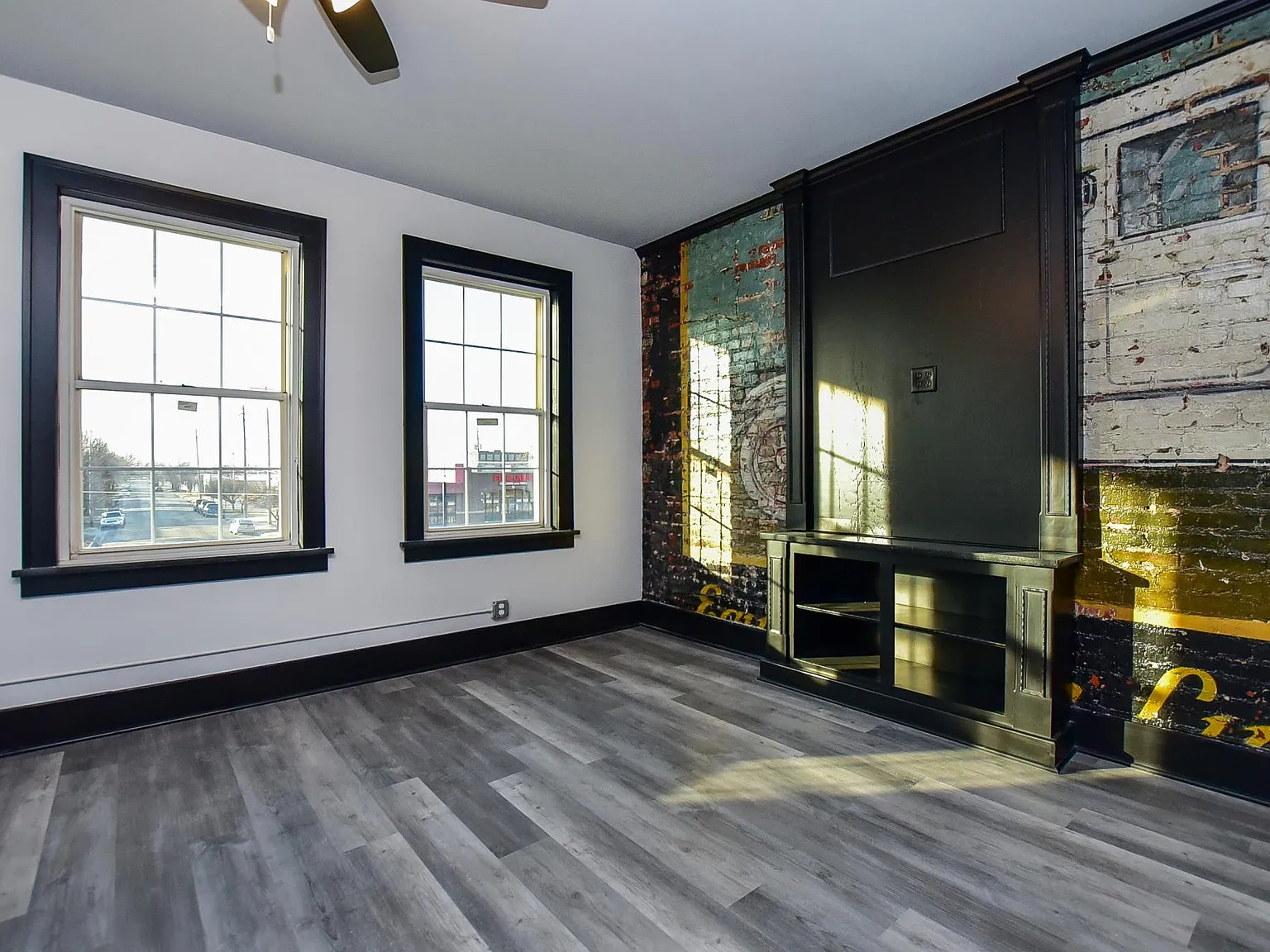 2 bed, 1300 sqft, $1,495 — Photo 2
