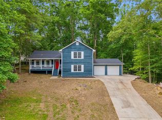 5200 Beechwood Forest Ct, Lithonia, GA 30038