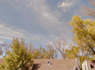 1918 W 3rd St, Lawrence, KS 66044