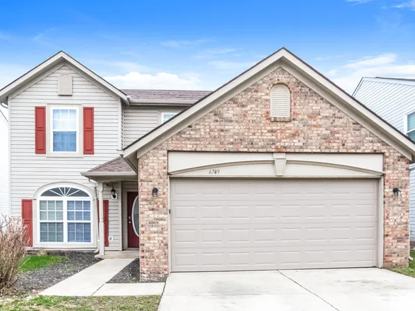 6749 Wimbledon Dr, Zionsville, IN 46077