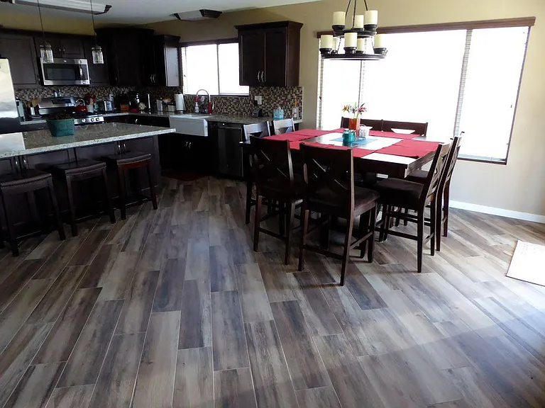 6810 S 15th Pl — Photo 30