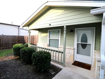 121 S PLANT AVE #201, Boerne, TX, 78006