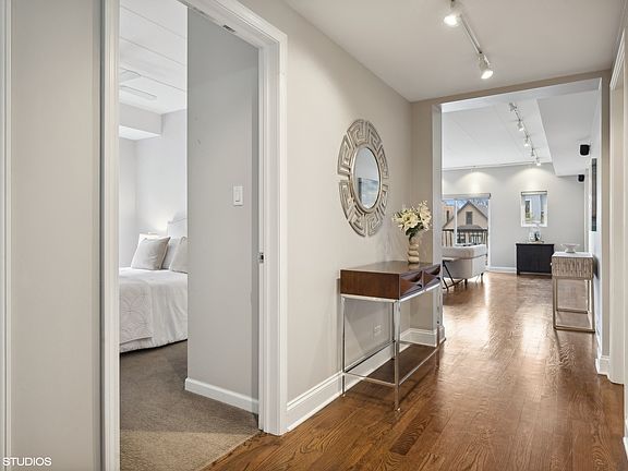 2nd image of 2021 N Kedzie Ave APT 3A