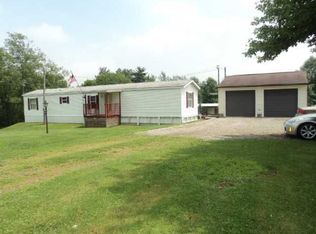 651 Pulaski Mercer Rd, Mercer, PA 16137