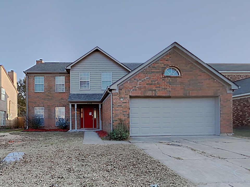 1st image of 2328 Snowdon Dr