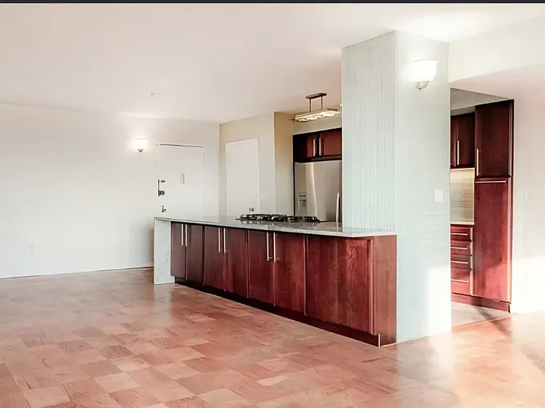 9060 Palisade Ave #1210 — Photo 3
