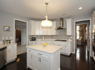 10 Donlavage Way #93, West Orange, NJ 07052