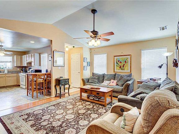 5th image of 9 Greenbriar Ct