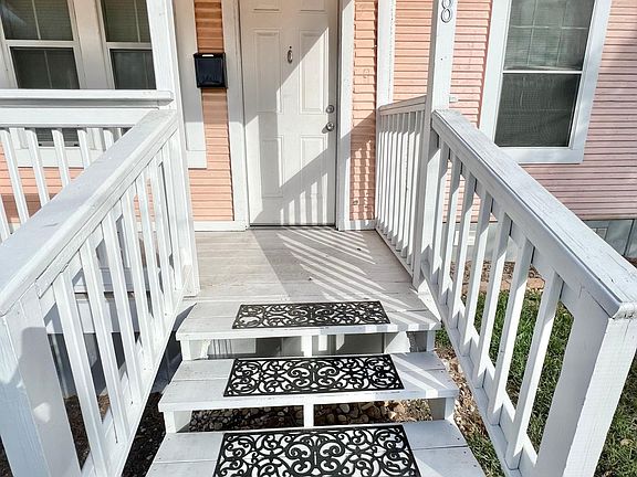 2nd image of 118 Birch St