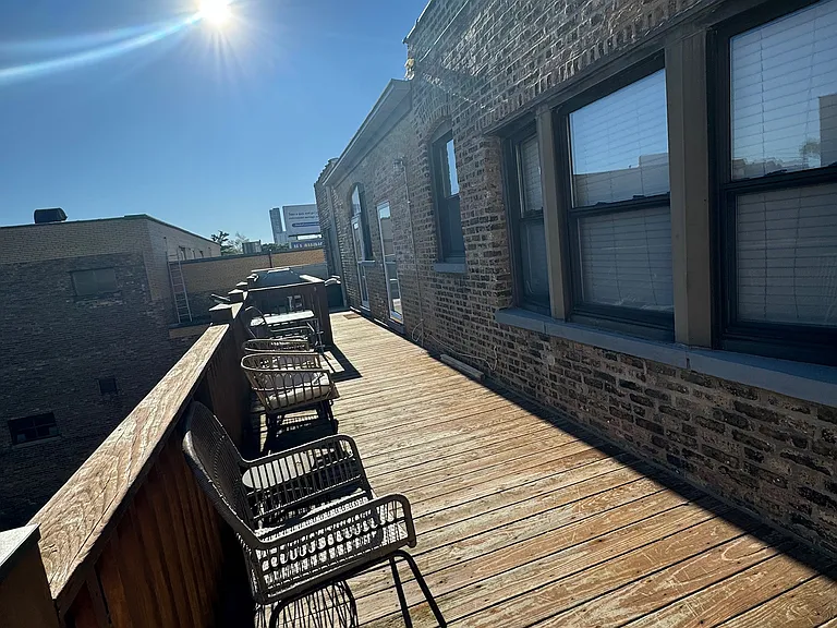 1340 W Irving Park Rd #3 — Photo 30