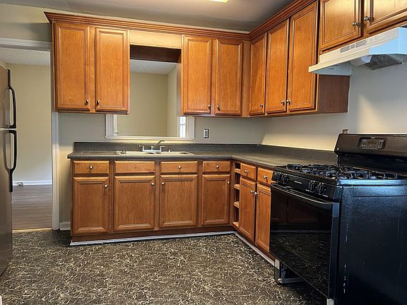 4th image of 595 San Fernando Dr SE