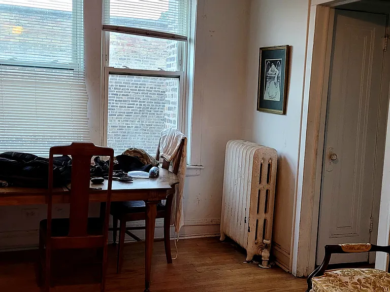 2531 N Rockwell St #2 — Photo 7