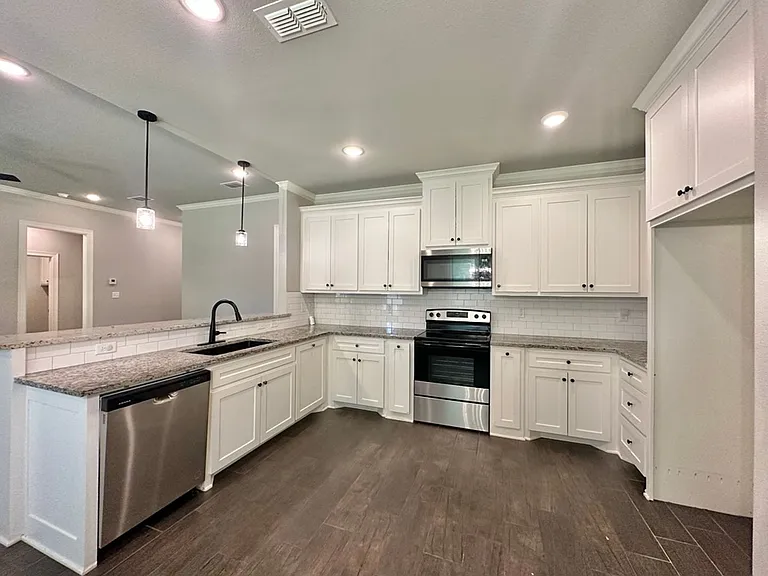 109 Rose Row Ln — Photo 11