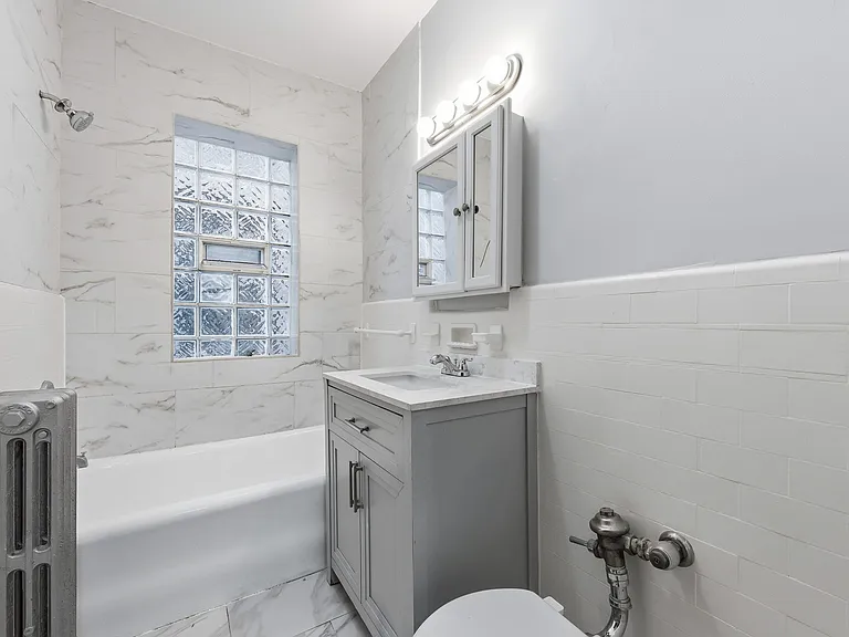 8212-8220 S. Drexel Ave Chicago, IL 60619 — Photo 9