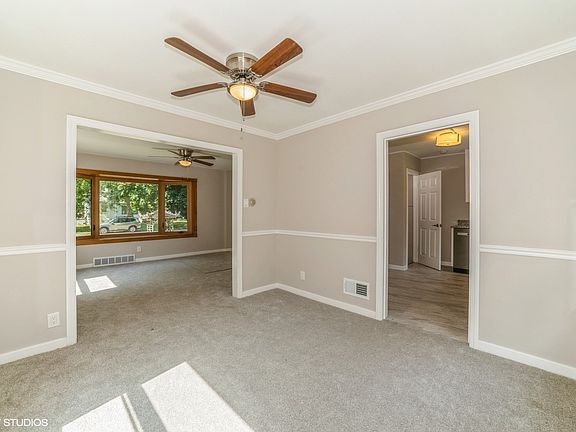 4th image of 518 Hill St
