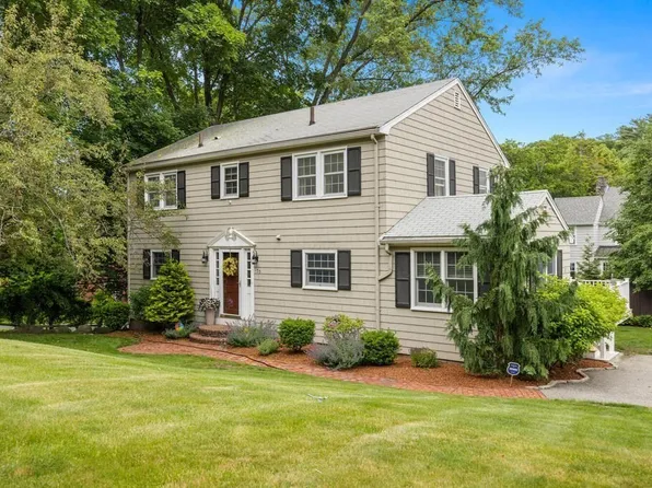 155 Main St, Winchester, MA 01890