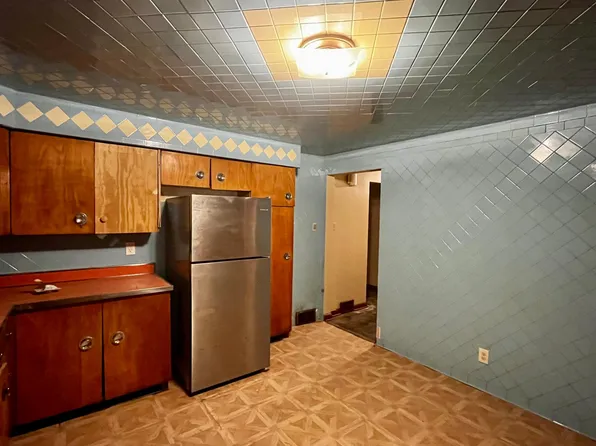 (undisclosed Address), Duquesne, PA 15110