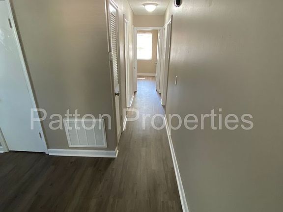 5th image of 228 Lakeridge Pkwy