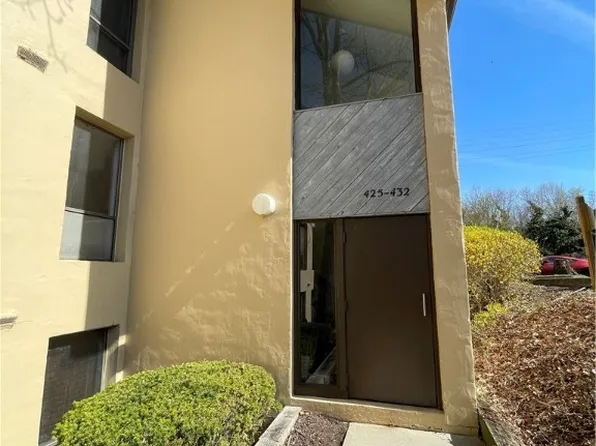 2034 Swallow Hill Rd APT 428, Pittsburgh, PA 15220
