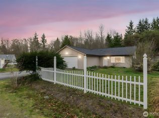 151 NE Lennies Loop, Belfair, WA 98528