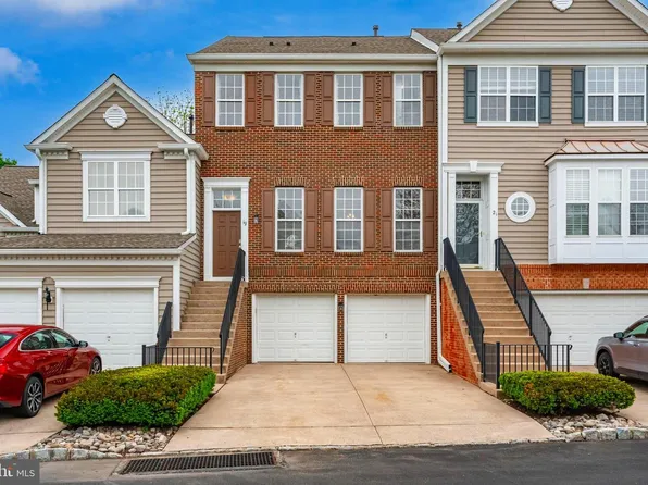 19 Avalon Ct, Doylestown, PA 18901