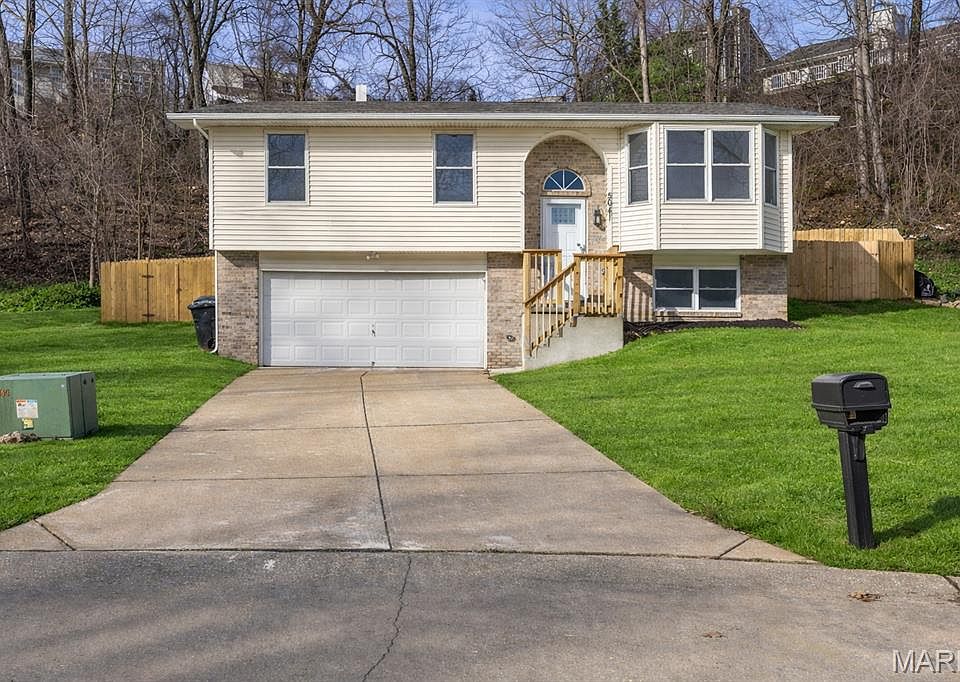 1st image of 5041 Country Valley Dr