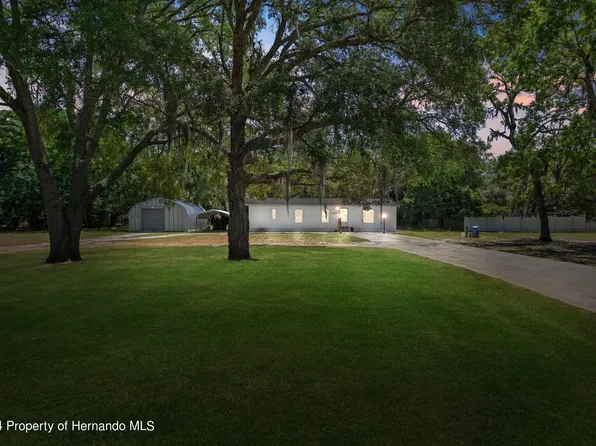 18154 Scooter Ct, Spring Hill, FL 34610