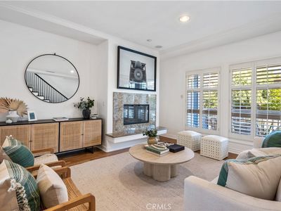 311 Aviation Pl, Manhattan Beach, CA, 90266