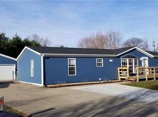 3297 Fall Valley Dr, Columbus, IN 47203