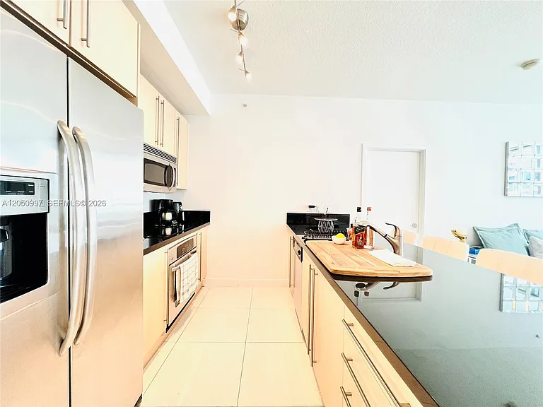 79 SW 12th St #1510 — Photo 14