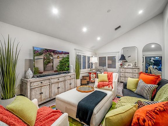 5th image of 37 Las Brisas Way #38