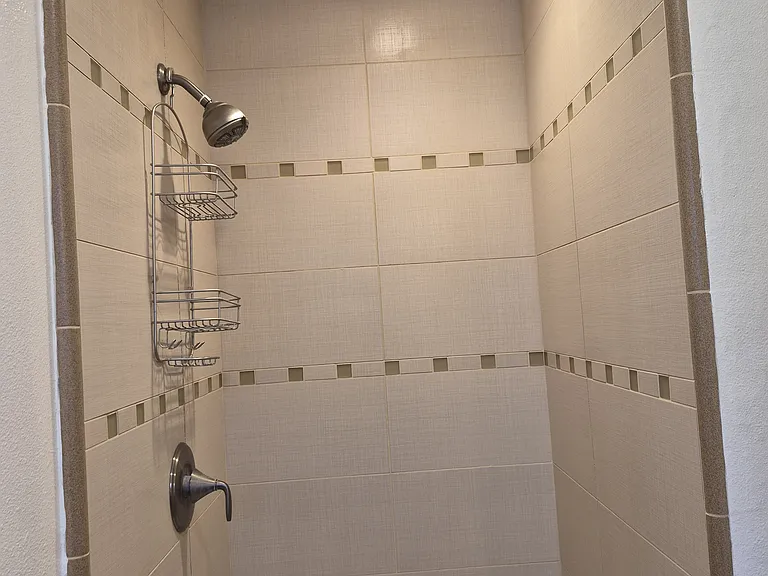 109 Corinne Ave — Photo 23