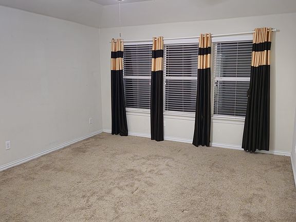 5th image of 2321 Leeward Pl